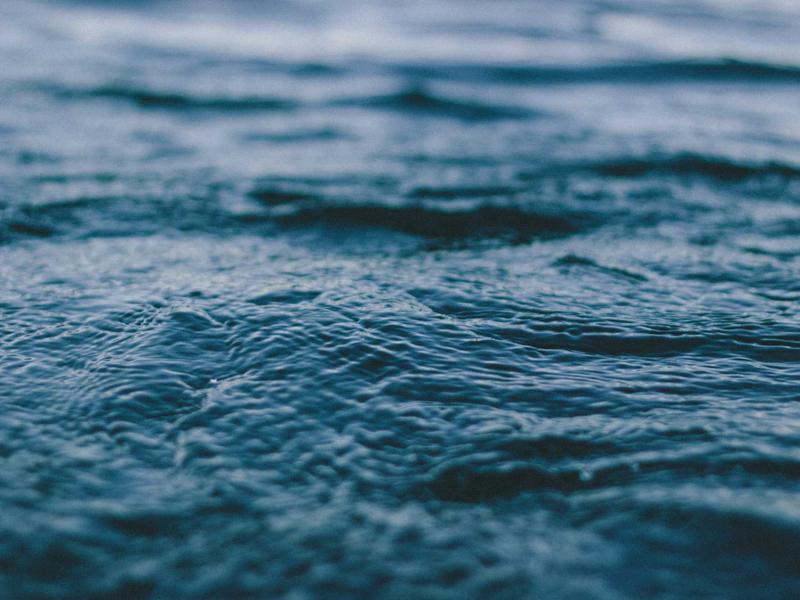 触觉反馈<br>yxepqio.cn 羊绒围巾触感